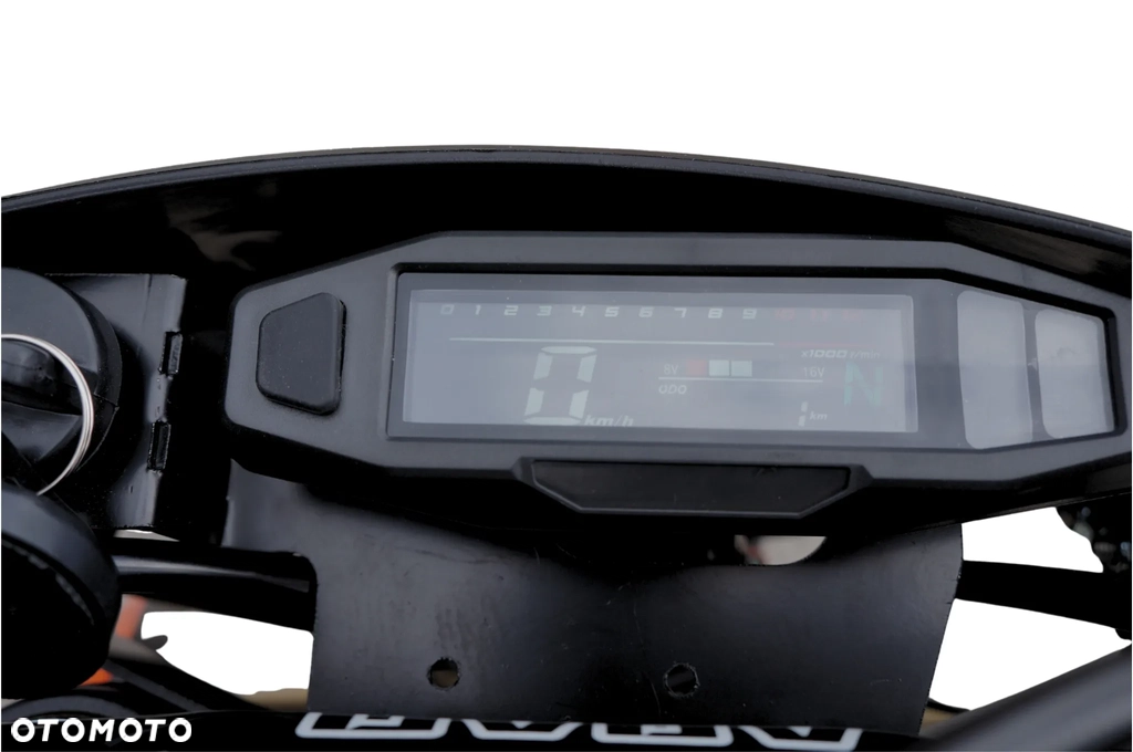 CROSSER APAQ 300 PRO MAX